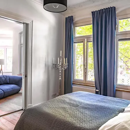 Appartamento Modernes City-apartment Mit Blick In Den Park Und 2 Baeder H9 *
