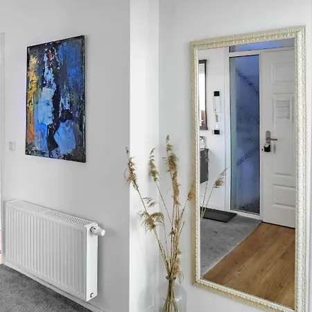 Modernes City-apartment Mit Blick In Den Park Und 2 Baeder H9 * Oldenburg
