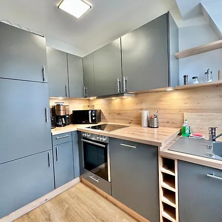 Modernes City-apartment Mit Blick In Den Park Und 2 Baeder H9 Oldenburg