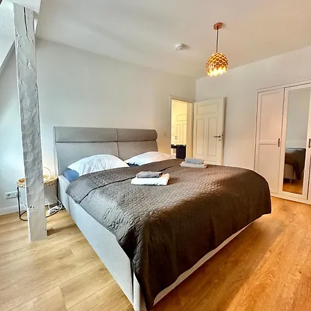 Modernes City-apartment Mit Blick In Den Park Und 2 Baeder H9 Daire *