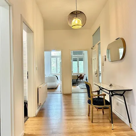Modernes City-apartment Mit Blick In Den Park Und 2 Baeder H9 Appartamento Oldenburg