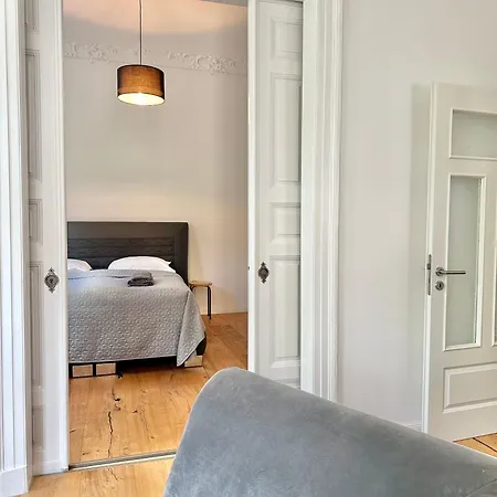 Modernes City-apartment Mit Blick In Den Park Und 2 Baeder H9 * Oldenburg