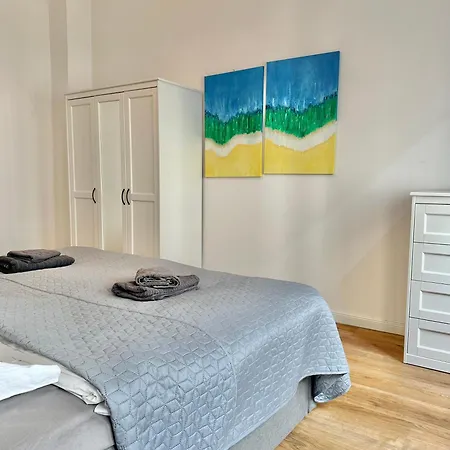 Modernes City-apartment Mit Blick In Den Park Und 2 Baeder H9 Appartamento Oldenburg