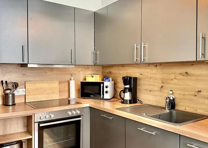 Apartment Modernes City-apartment Mit Blick In Den Park Und 2 Bäder H9