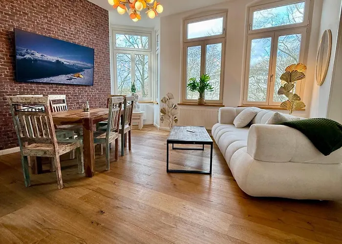 Modernes City-apartment Mit Blick In Den Park Und 2 Bäder H9 Apartment *